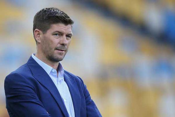 Tak Peduli Kata Orang Gerrard Tetap Bangga Dengan Liverpool