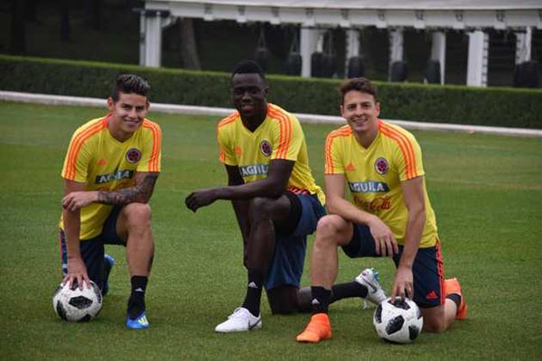 Kepergian Zinedine Zidane Sangat Aneh Ungkap James Rodriguez